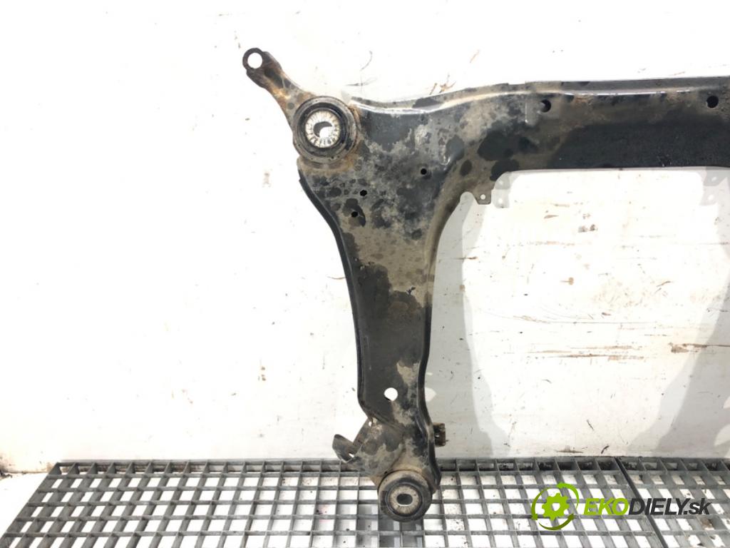 AUDI A4 B7 Avant (8ED) 2004 - 2008    2.0 TDI 103 kW [140 KM] olej napędowy 2004 - 2008  výztuha pod motor 8E0399313BD (Výztuhy přední)