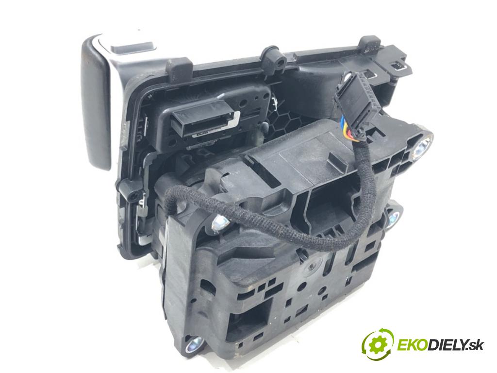 AUDI A4 B9 Avant (8W5, 8WD) 2015 - 2022    2.0 TDI 140 kW [190 KM] olej napędowy 2015 - 2018  Kulisa 8W1713041J (Rýchlostné páky / kulisy)