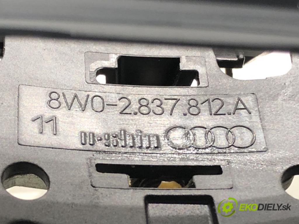 AUDI A4 B9 Avant (8W5, 8WD) 2015 - 2022    2.0 TDI 140 kW [190 KM] olej napędowy 2015 - 2018  Kľučka vonkajšia pravy zad