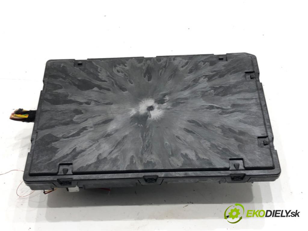 AUDI A4 B9 Avant (8W5, 8WD) 2015 - 2022    2.0 TDI 140 kW [190 KM] olej napędowy 2015 - 2018  Modul komfortu 8W0907063CC (Moduly komfortu)