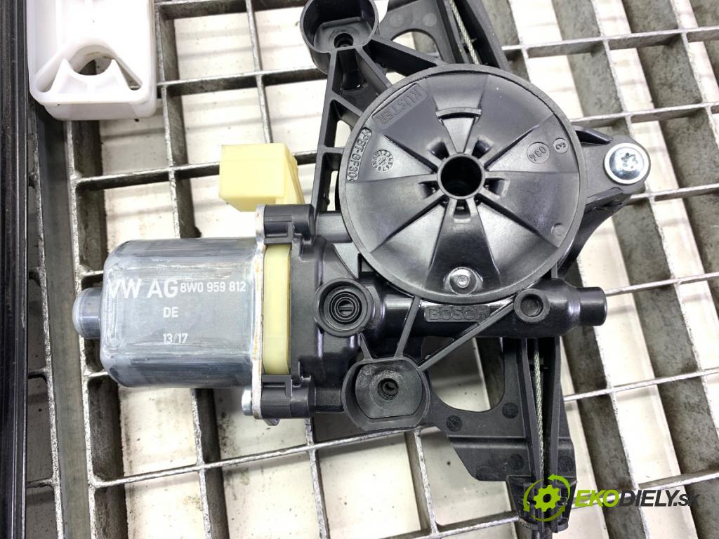 AUDI A4 B9 Avant (8W5, 8WD) 2015 - 2022    2.0 TDI 140 kW [190 KM] olej napędowy 2015 - 2018  mechanismus okna pravý zadní část 8W0839462