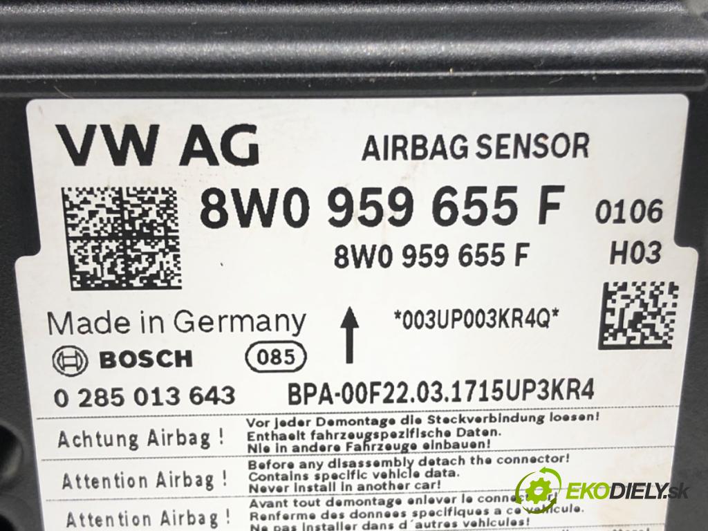 AUDI A4 B9 Avant (8W5, 8WD) 2015 - 2022    2.0 TDI 140 kW [190 KM] olej napędowy 2015 - 2018  senzor airbag 8W0959655F (Snímače)