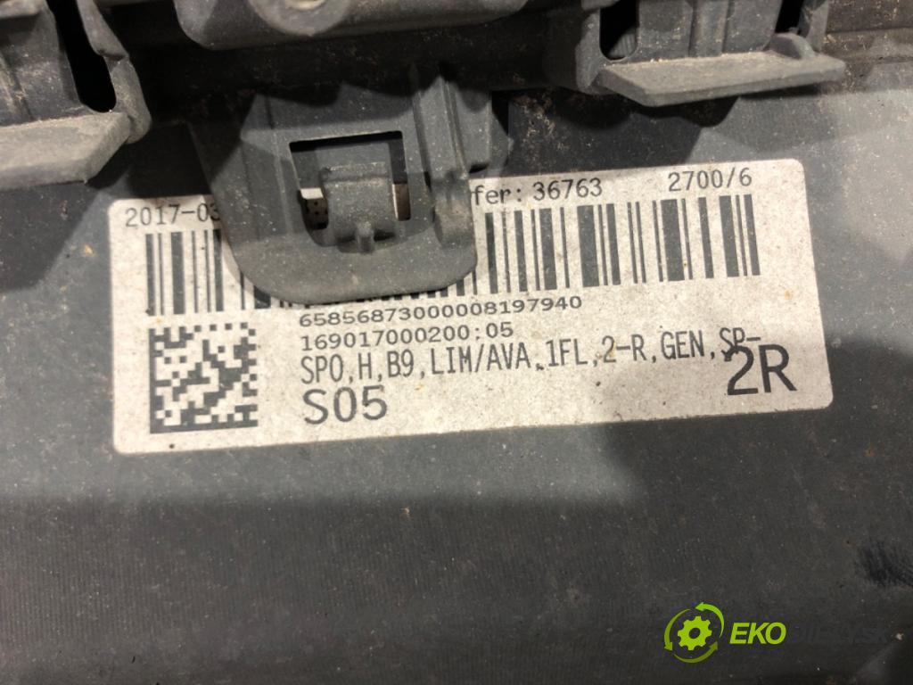 AUDI A4 B9 Avant (8W5, 8WD) 2015 - 2022    2.0 TDI 140 kW [190 KM] olej napędowy 2015 - 2018  nárazník zadní část  (Ostatné)