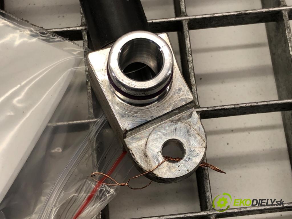 AUDI A4 B9 Avant (8W5, 8WD) 2015 - 2022    2.0 TDI 140 kW [190 KM] olej napędowy 2015 - 2018  rúrka klimatizácie 8W1816740 (Rúrky klimatizácie)