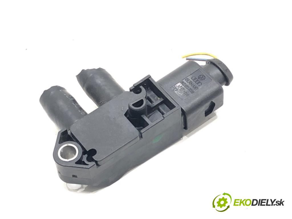 AUDI A4 B9 Avant (8W5, 8WD) 2015 - 2022    2.0 TDI 140 kW [190 KM] olej napędowy 2015 - 2018  snímač tlaku spalín DPF 03L906051B