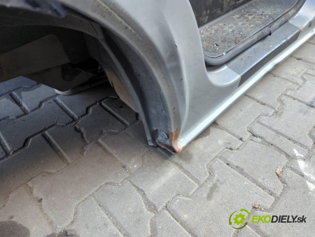 RENAULT TRAFIC III Autobus (JG_) 2014 - 2022    1.6 dCi 115 (JGMD) 85 kW [116 KM] olej napędowy 2014 - 2022  KAROSERIA ČTVRŤÁK blatník zadní část levý pravý prahy střecha PODŁUŻNICA levý pravý