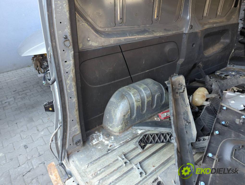 RENAULT TRAFIC III Autobus (JG_) 2014 - 2022    1.6 dCi 115 (JGMD) 85 kW [116 KM] olej napędowy 2014 - 2022  KAROSERIA ČTVRŤÁK blatník zadní část levý pravý prahy střecha PODŁUŻNICA levý pravý