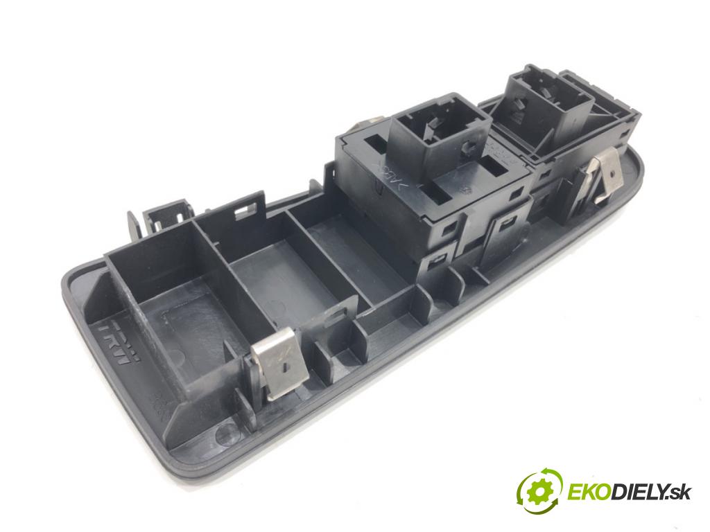 FIAT BRAVO II (198_) 2006 - 2022    1.9 D Multijet (198AXB1A) 88 kW [120 KM] olej napędowy 2007 - 2014  Prepínač okien  (Prepínače, spínače, tlačidlá a ovládače kúrenia)