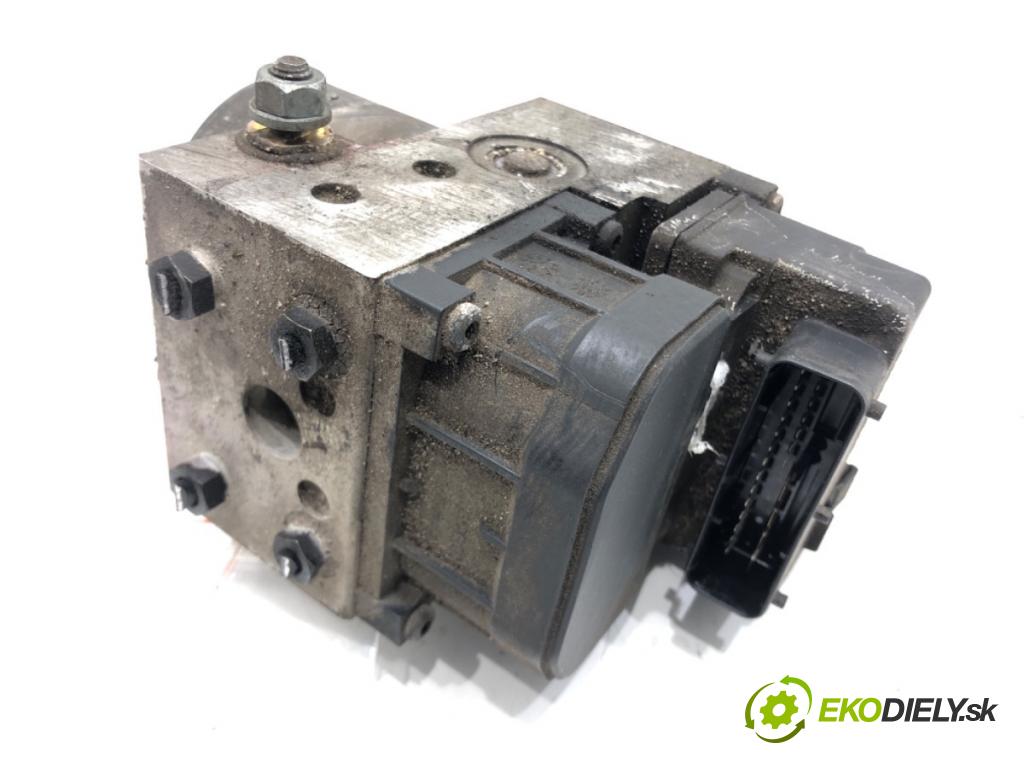 AUDI A4 B5 (8D2) 1994 - 2001    1.6 74 kW [100 KM] benzyna 1994 - 2000  Pumpa ABS 0273004132 (Pumpy ABS)