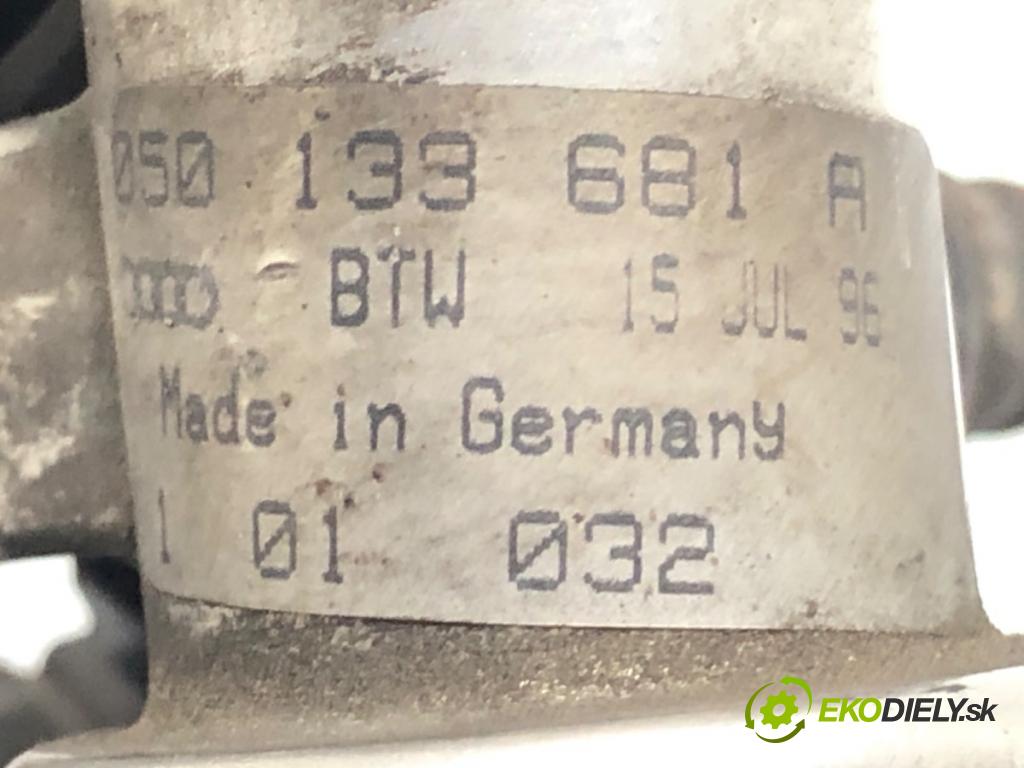 AUDI A4 B5 (8D2) 1994 - 2001    1.6 74 kW [100 KM] benzyna 1994 - 2000  Lišta vstrekovacia 050138681A (Vstrekovacie lišty)