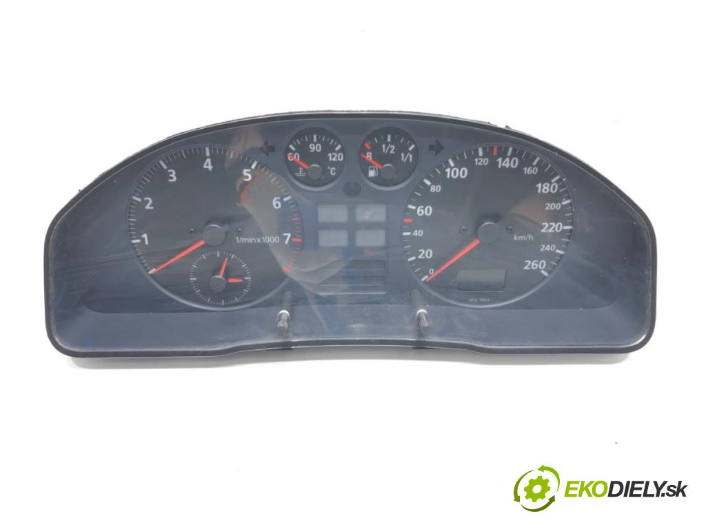AUDI A4 B5 (8D2) 1994 - 2001    1.6 74 kW [100 KM] benzyna 1994 - 2000  Prístrojovka 8D0919034B (Prístrojové dosky, displeje)