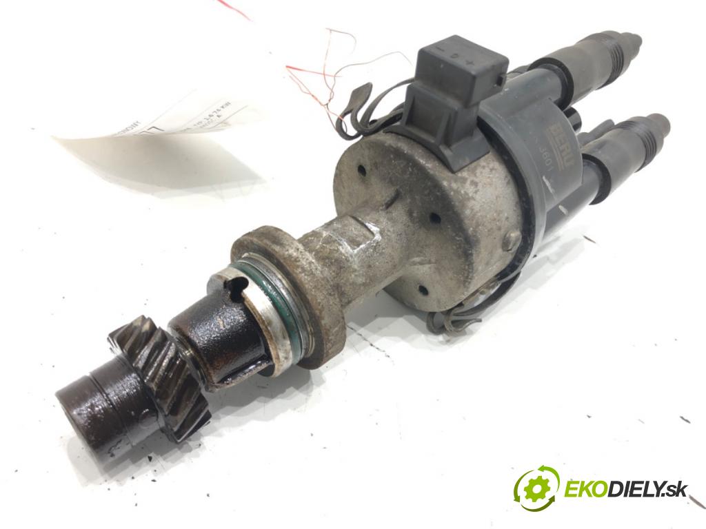 AUDI A4 B5 (8D2) 1994 - 2001    1.6 74 kW [100 KM] benzyna 1994 - 2000  Rozdeľovač 050905205AS (Rozdeľovače)