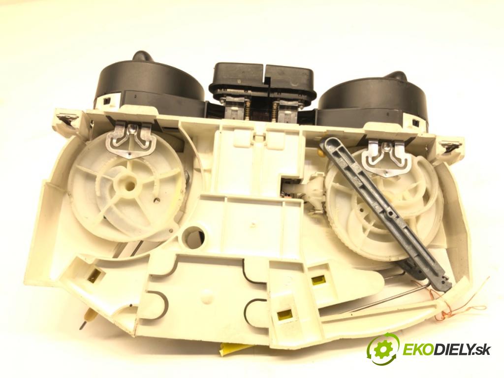 VW NEW BEETLE (9C1, 1C1) 1998 - 2010    1.9 TDI 66 kW [90 KM] olej napędowy 1998 - 2004  Panel ovládania kúrenia 1C0820045E (Prepínače, spínače, tlačidlá a ovládače kúrenia)