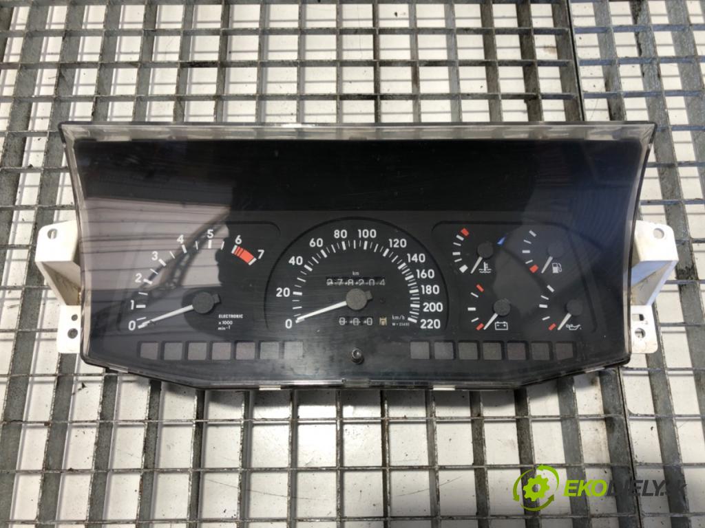 OPEL FRONTERA A (U92) 1992 - 1998    2.2 i (54MWL4) 100 kW [136 KM] benzyna 1995 - 1998  Prístrojovka 87001271 (Prístrojové dosky, displeje)