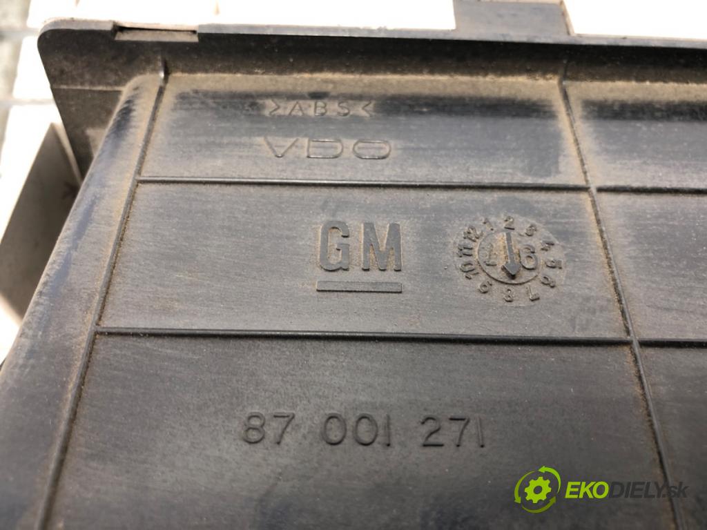 OPEL FRONTERA A (U92) 1992 - 1998    2.2 i (54MWL4) 100 kW [136 KM] benzyna 1995 - 1998  Prístrojovka 87001271 (Prístrojové dosky, displeje)