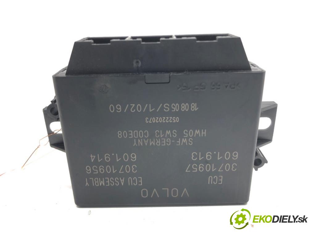 VOLVO XC90 I (275) 2002 - 2015    D5 AWD 136 kW [185 KM] olej napędowy 2005 - 2010  Modul PDC 30710956 (Ostatné)