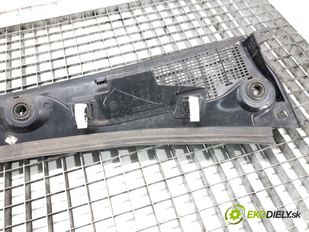 DACIA DOKKER nadwozie wielkoprzestrzenne (MPV) (KE_) 2012 - 2022    1.6 75 kW [102 KM] benzyna 2015 - 2022  Torpédo, plast pod čelné okno 668119050R (Torpéda)