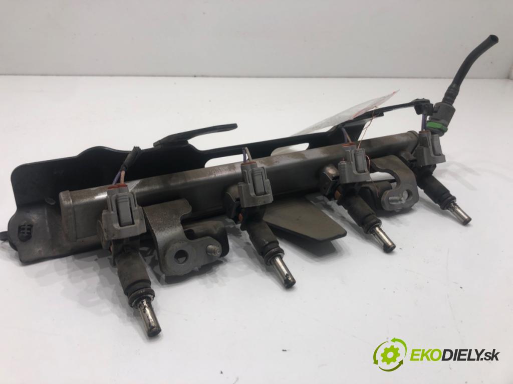 DACIA DOKKER nadwozie wielkoprzestrzenne (MPV) (KE_) 2012 - 2022    1.6 75 kW [102 KM] benzyna 2015 - 2022  Lišta vstrekovacia H8201488661 (Vstrekovacie lišty)