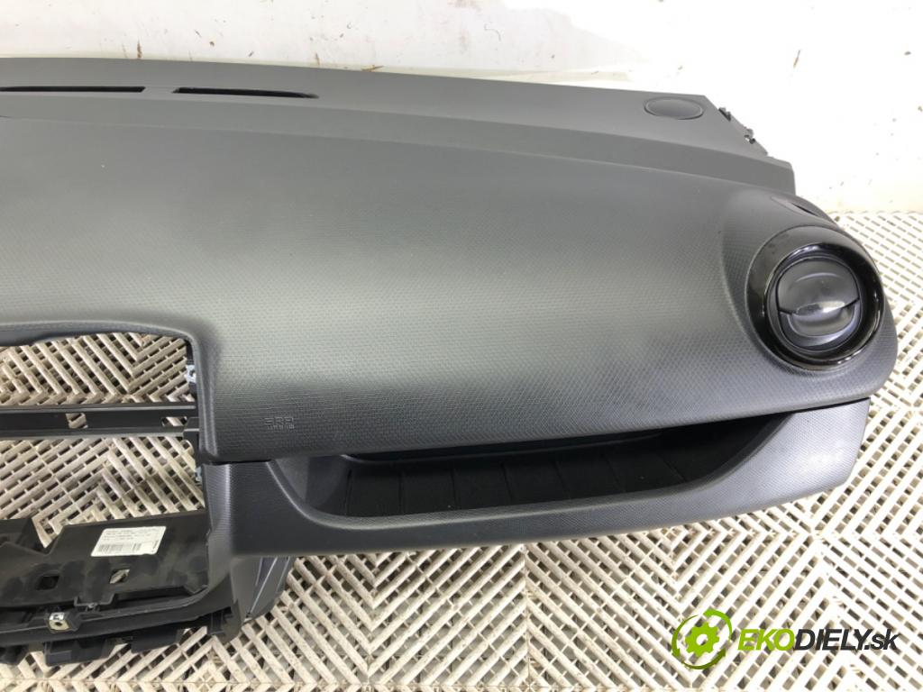 RENAULT CLIO IV Grandtour (KH_) 2012 - 2022    1.5 dCi 90 (KHN3, KHN4) 66 kW [90 KM] olej napędowy 2012 - 2022  palubní doska  (Palubní desky)