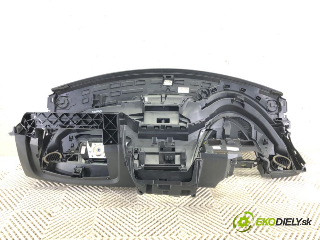 RENAULT CLIO IV Grandtour (KH_) 2012 - 2022    1.5 dCi 90 (KHN3, KHN4) 66 kW [90 KM] olej napędowy 2012 - 2022  palubní doska  (Palubní desky)