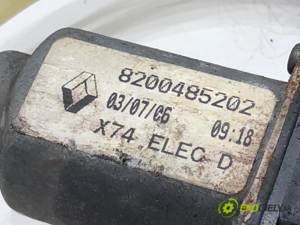 RENAULT LAGUNA II (BG0/1_) 2001 - 2007    1.6 16V (BG1G, BG1H) 82 kW [112 KM] benzyna 2005 - 2007  mechanismus okna pravý zadní část 8200485202
