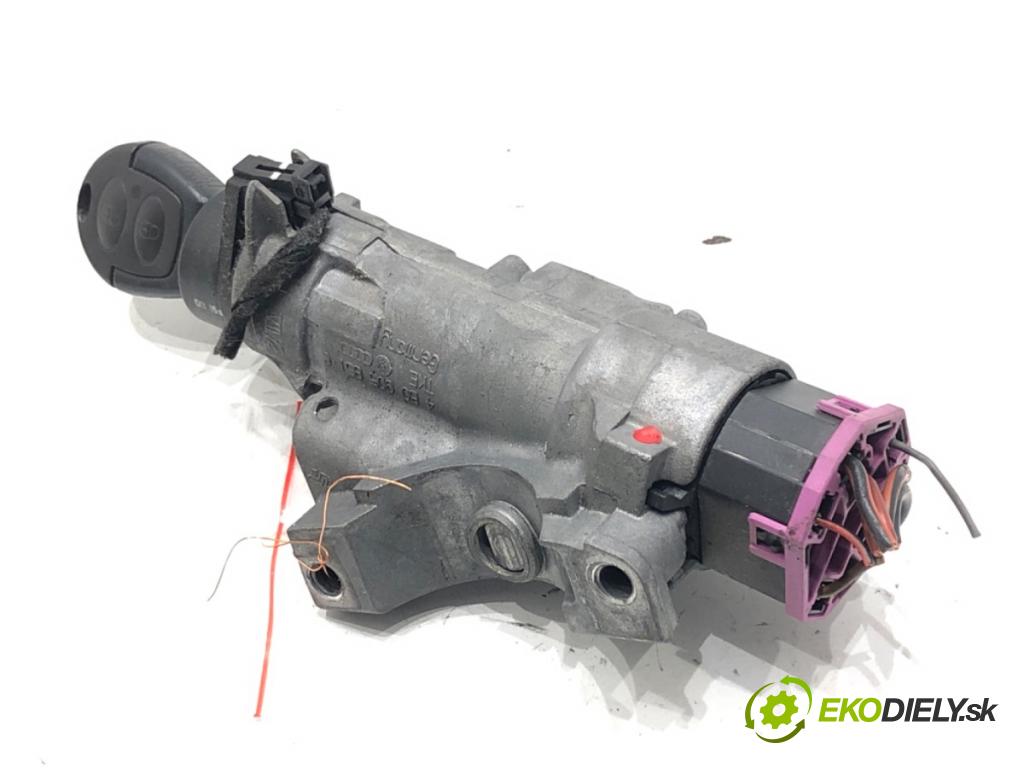 SEAT IBIZA III (6L1) 2002 - 2009    1.4 16V 55 kW [75 KM] benzyna 2002 - 2007  spinačka 4B0905851C (Spínacie skrinky a kľúče)