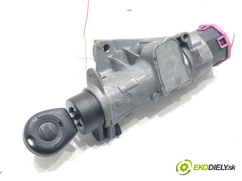 SEAT IBIZA III (6L1) 2002 - 2009    1.4 16V 55 kW [75 KM] benzyna 2002 - 2007  spinačka 4B0905851C (Spínacie skrinky a kľúče)