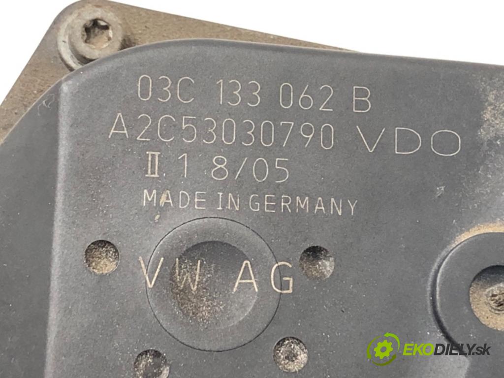 SEAT IBIZA III (6L1) 2002 - 2009    1.4 16V 55 kW [75 KM] benzyna 2002 - 2007  Škrtiaca klapka 03C133062B (Škrtiace klapky)