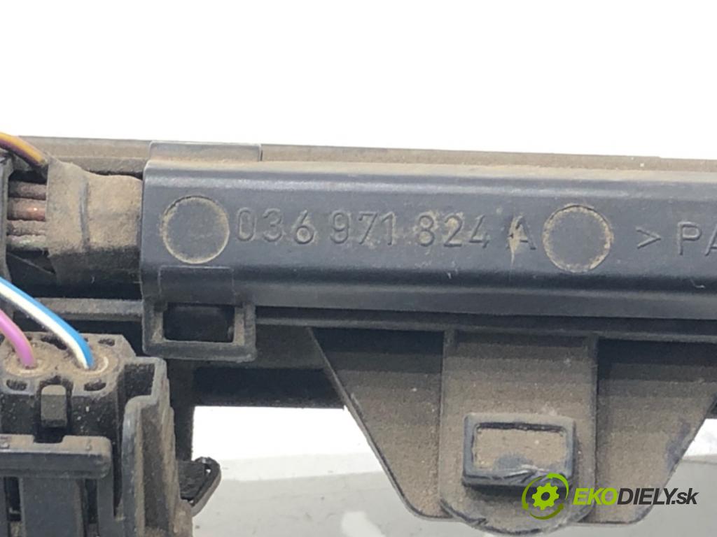 SEAT IBIZA III (6L1) 2002 - 2009    1.4 16V 55 kW [75 KM] benzyna 2002 - 2007  Lišta vstrekovacia 036906031AB (Vstrekovacie lišty)