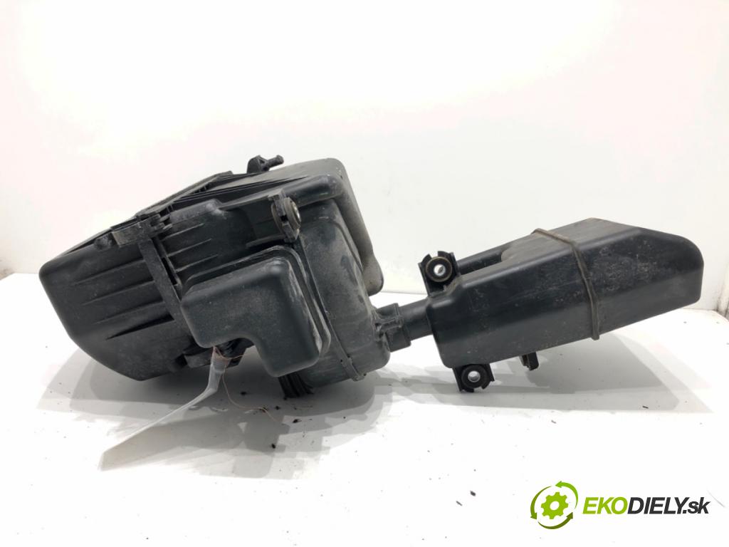 KIA SPORTAGE III (SL) 2009 - 2022    1.6 GDI 99 kW [135 KM] benzyna 2011 - 2022  Obal filtra vzduchu 28110-2S100 28190-2S100 (Obaly filtrov vzduchu)