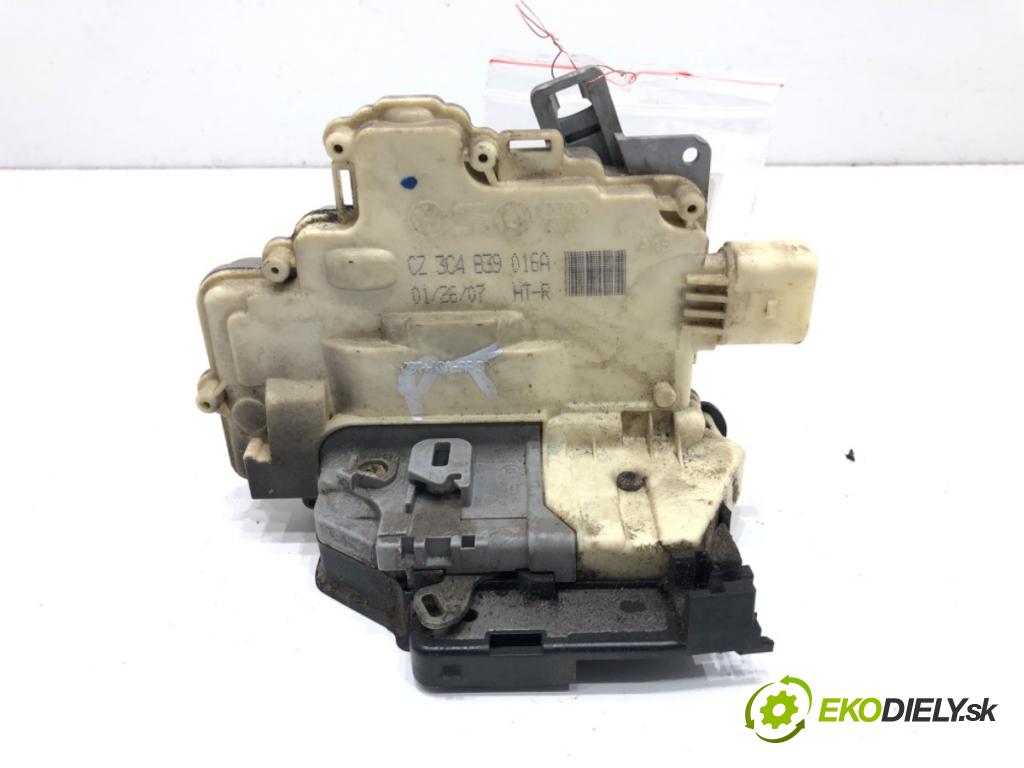 VW PASSAT B6 Variant (3C5) 2005 - 2011    2.0 TDI 103 kW [140 KM] olej napędowy 2005 - 2009  zámok dveře pravý zadní část 3C4839016A