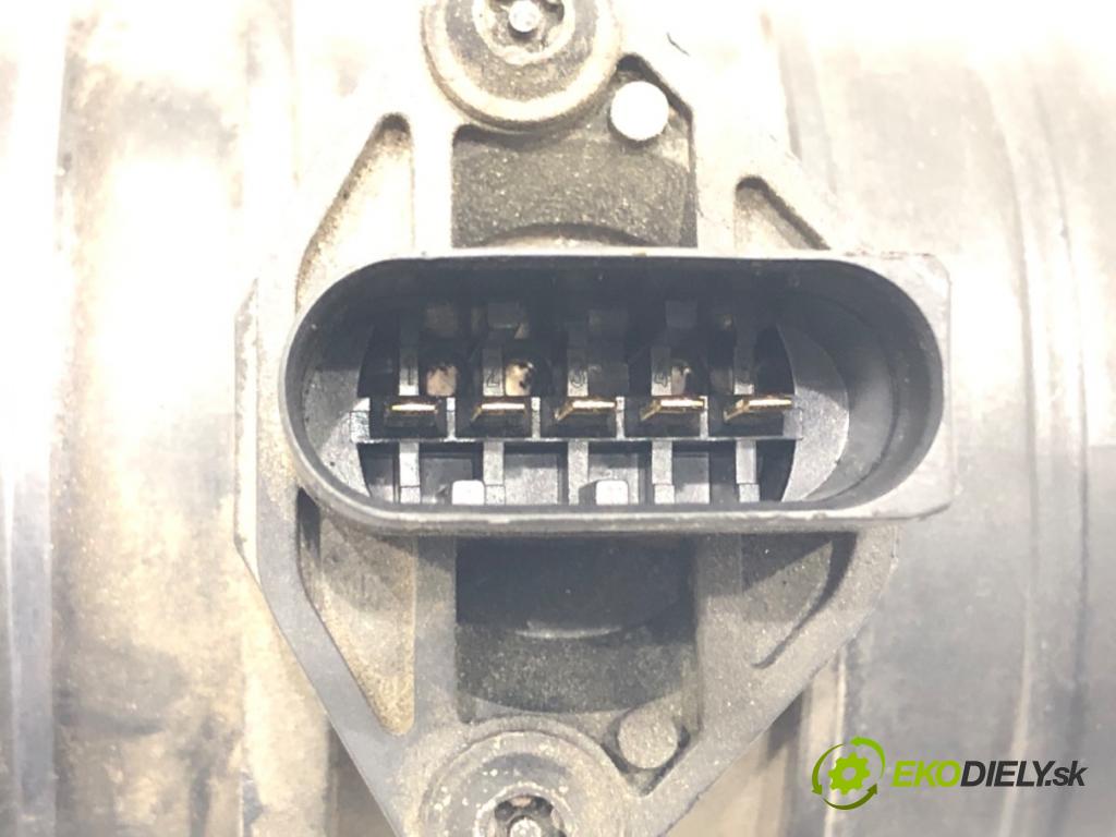 VW PASSAT B6 Variant (3C5) 2005 - 2011    2.0 TDI 103 kW [140 KM] olej napędowy 2005 - 2009  Váha vzduchu 074906461B (Váhy vzduchu)