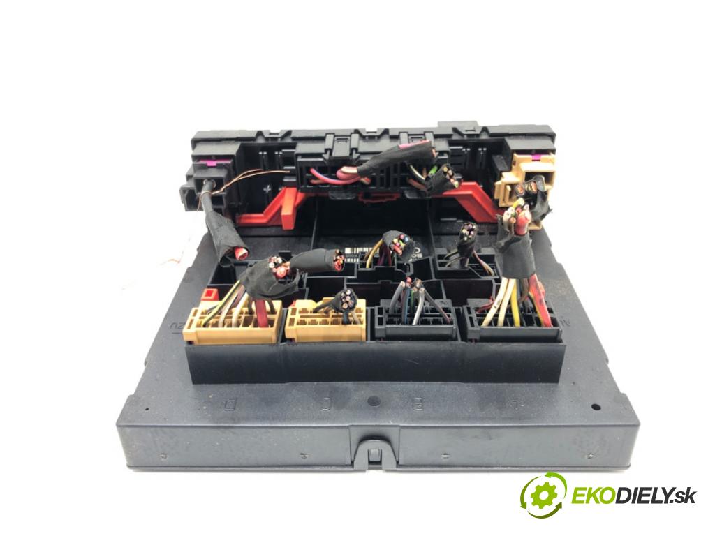 VW PASSAT B6 Variant (3C5) 2005 - 2011    2.0 TDI 103 kW [140 KM] olej napędowy 2005 - 2009  Modul BORDNETZ 3C0937049AE (Ostatné)