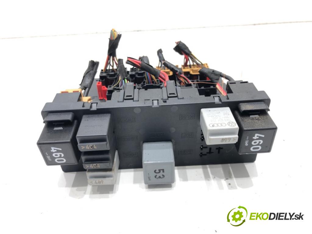 VW PASSAT B6 Variant (3C5) 2005 - 2011    2.0 TDI 103 kW [140 KM] olej napędowy 2005 - 2009  Modul BORDNETZ 3C0937049AE (Ostatné)