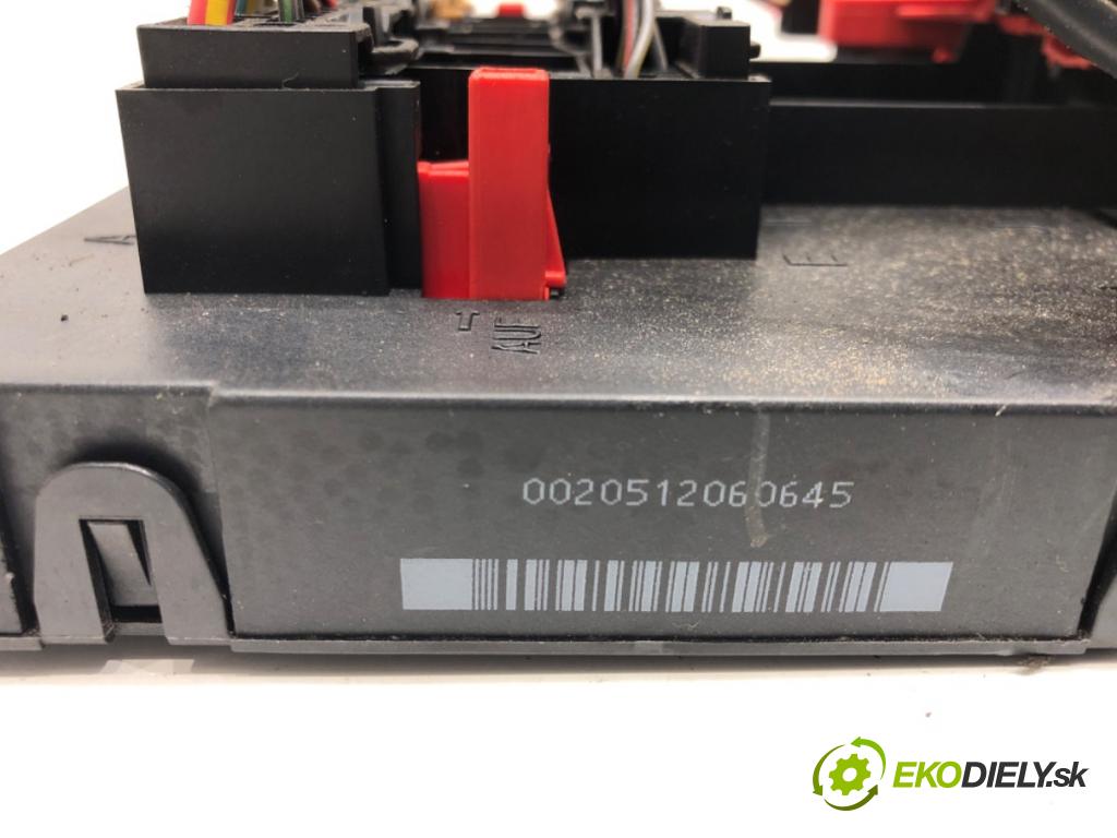 VW PASSAT B6 Variant (3C5) 2005 - 2011    2.0 TDI 103 kW [140 KM] olej napędowy 2005 - 2009  Modul BORDNETZ 3C0937049AE (Ostatné)