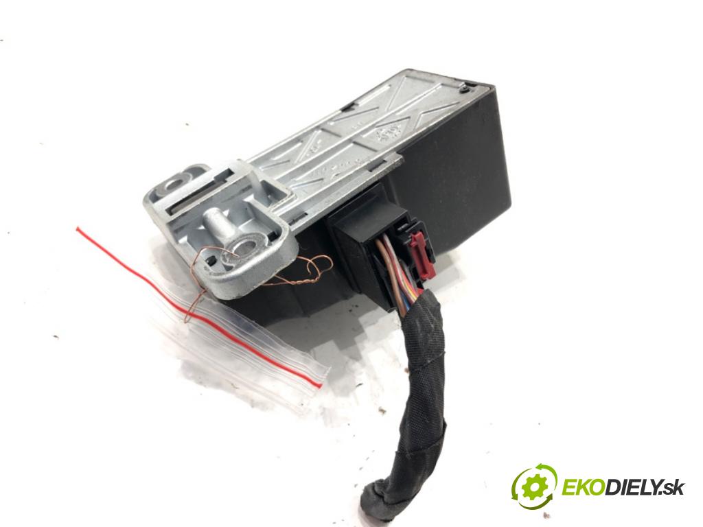 VW PASSAT B6 Variant (3C5) 2005 - 2011    2.0 TDI 103 kW [140 KM] olej napędowy 2005 - 2009  blokáda volantu 3C0905861G (Ostatné)