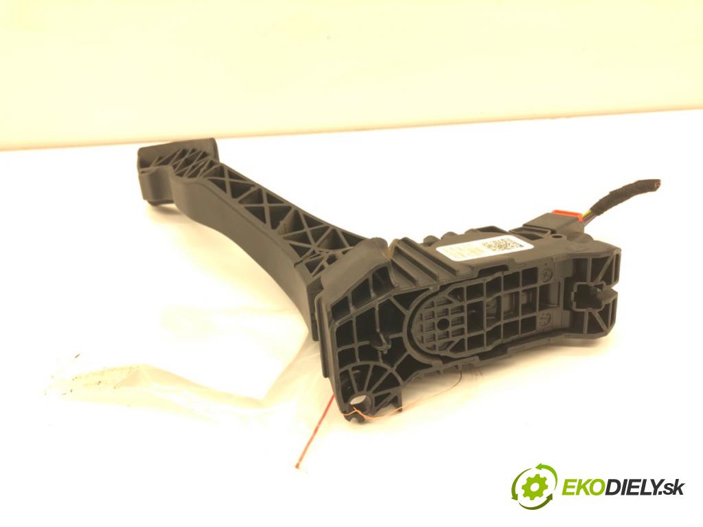 VW CADDY V Nadwozie pełne/minivan (SBA, SBH) 2020 - 2022    2.0 TDi BMT 90 kW [122 KM] olej napędowy 2020 - 2022  Potenciometer plynu 5Q1723503L (Pedále)