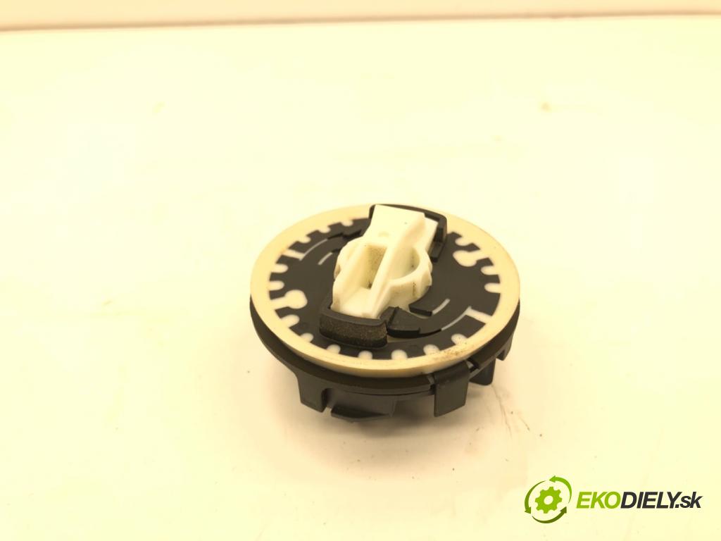 VW CADDY V Nadwozie pełne/minivan (SBA, SBH) 2020 - 2022    2.0 TDi BMT 90 kW [122 KM] olej napędowy 2020 - 2022  Snímač nárazu 1EA959354 (Snímače nárazu)