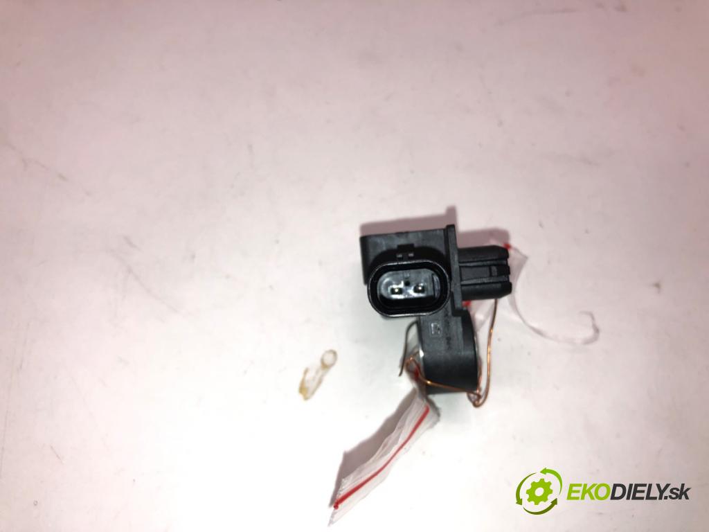 VW CADDY V Nadwozie pełne/minivan (SBA, SBH) 2020 - 2022    2.0 TDi BMT 90 kW [122 KM] olej napędowy 2020 - 2022  Snímač nárazu 1EA959651 (Snímače nárazu)