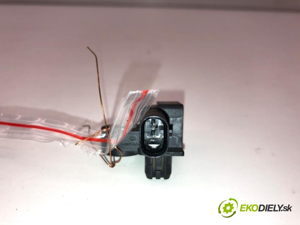 VW CADDY V Nadwozie pełne/minivan (SBA, SBH) 2020 - 2022    2.0 TDi BMT 90 kW [122 KM] olej napędowy 2020 - 2022  Snímač nárazu 1EA959651 (Snímače nárazu)