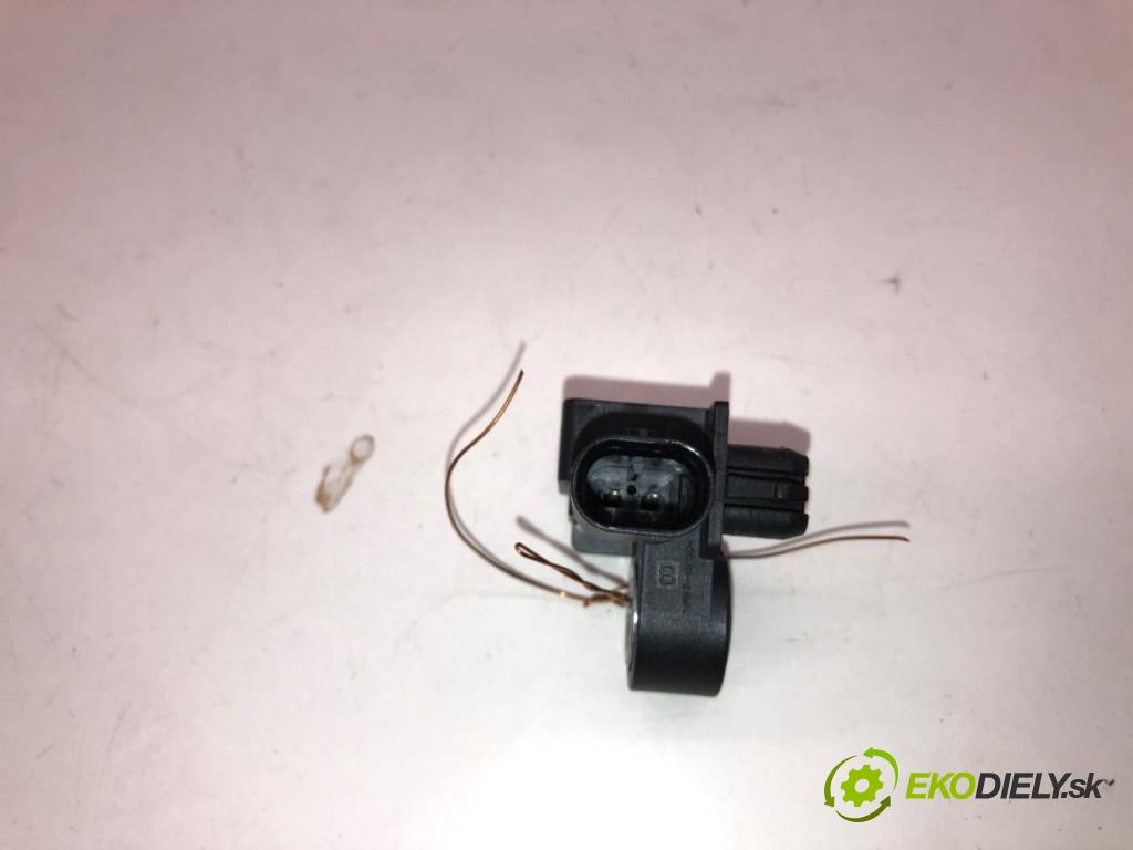 VW CADDY V Nadwozie pełne/minivan (SBA, SBH) 2020 - 2022    2.0 TDi BMT 90 kW [122 KM] olej napędowy 2020 - 2022  Snímač nárazu 1EA959651 (Snímače nárazu)