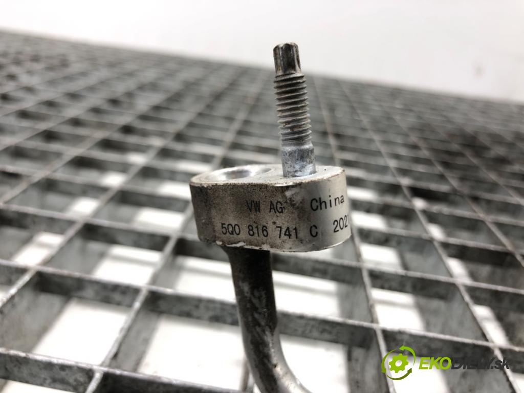 VW CADDY V Nadwozie pełne/minivan (SBA, SBH) 2020 - 2022    2.0 TDi BMT 90 kW [122 KM] olej napędowy 2020 - 2022  rúrka klimatizácie 5Q0816741C (Rúrky klimatizácie)