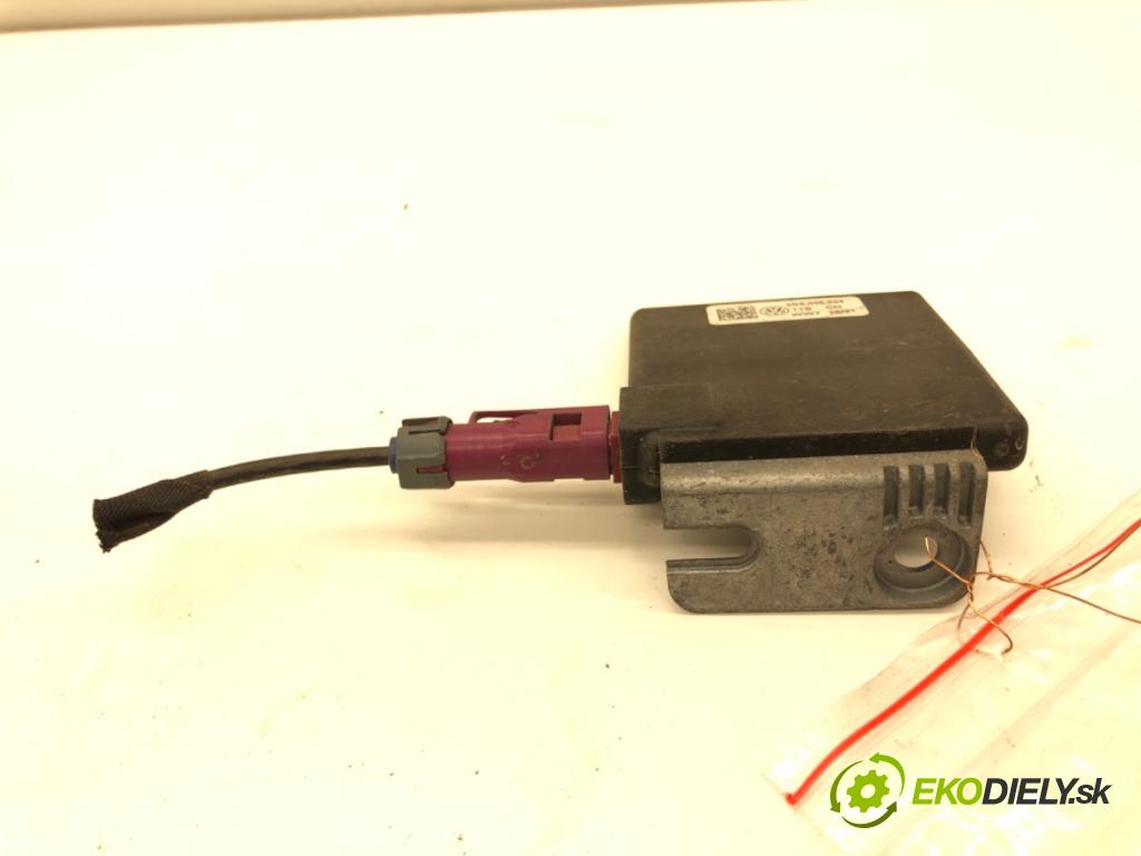 VW CADDY V Nadwozie pełne/minivan (SBA, SBH) 2020 - 2022    2.0 TDi BMT 90 kW [122 KM] olej napędowy 2020 - 2022  Zosilňovač Antenní: 3G9035534 (Zosilňovače)