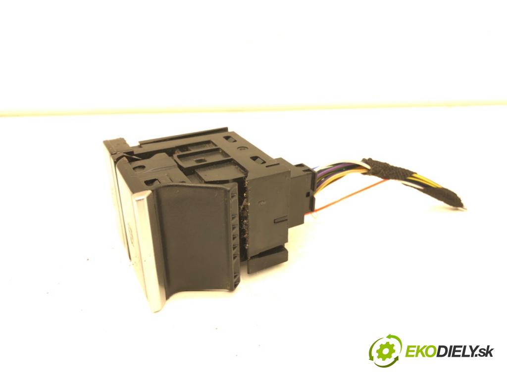 VW CADDY V Nadwozie pełne/minivan 2022 90 kW 2.0 TDi BMT 1968 spínač brzdy ruční brzdy 5H0927225U (Páčky pod volantem)