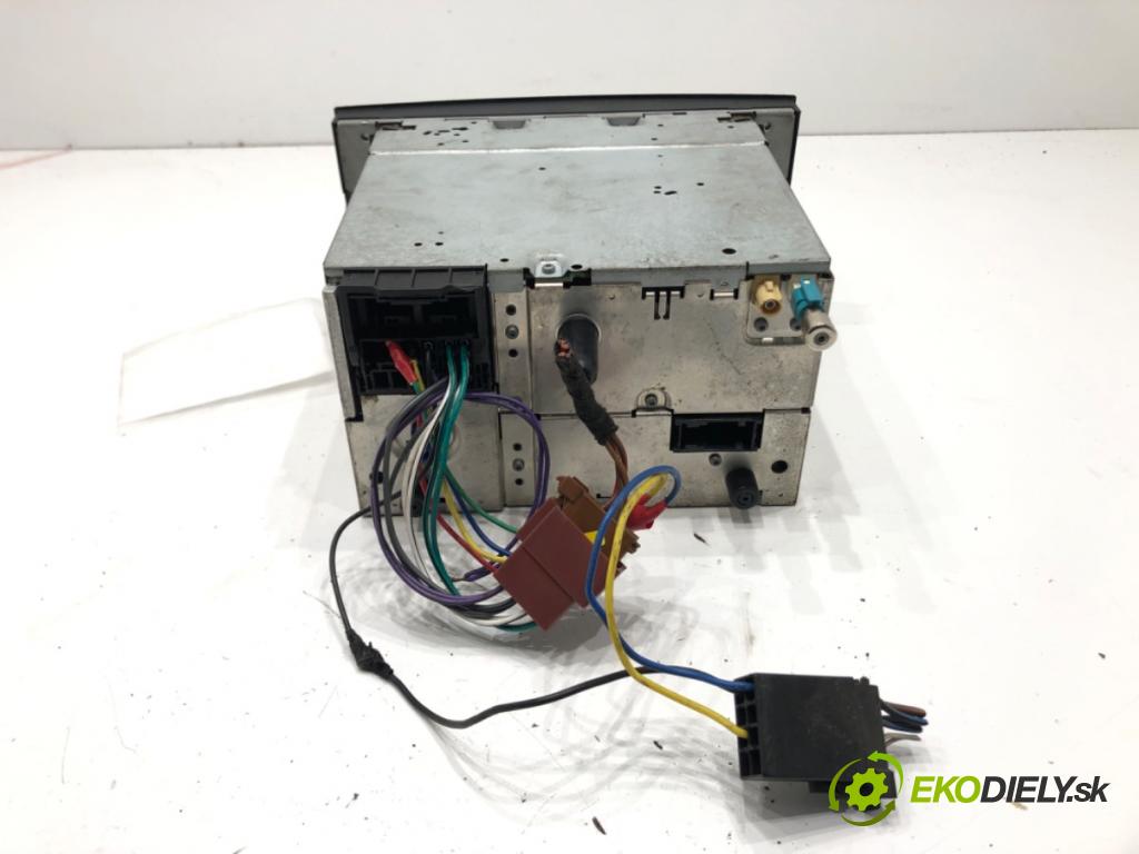 VW TRANSPORTER V Autobus (7HB, 7HJ, 7EB, 7EJ) 2003 - 2015    2.5 TDI 4motion 96 kW [130 KM] olej napędowy 2004 - 2009  RADIO 7H0035191C (Audio zariadenia)