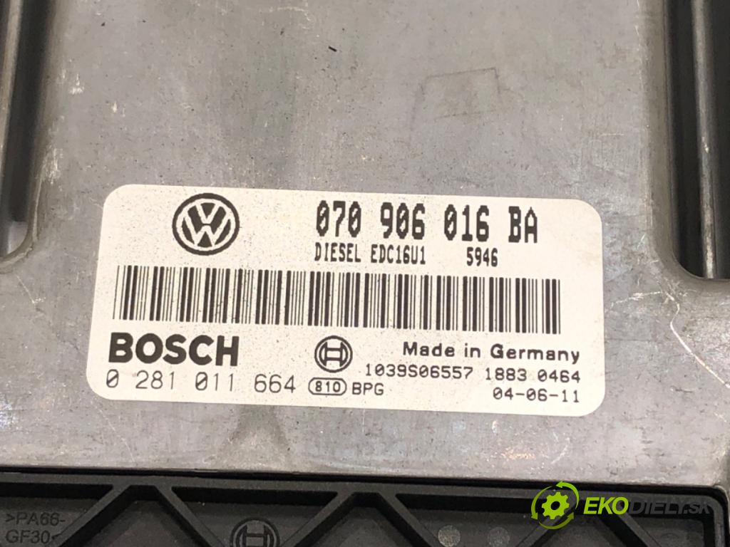 VW TRANSPORTER V Autobus (7HB, 7HJ, 7EB, 7EJ) 2003 - 2015    2.5 TDI 4motion 96 kW [130 KM] olej napędowy 2004 - 2009  riadiaca jednotka Motor 070906016BA (Riadiace jednotky)
