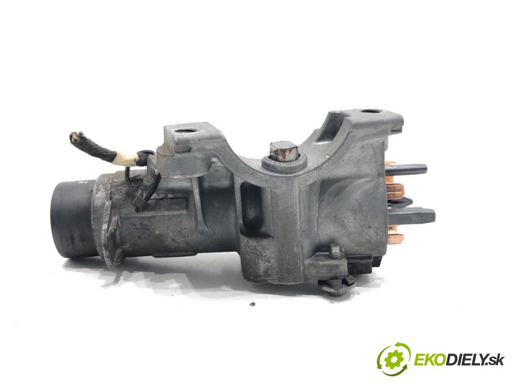 VW TRANSPORTER V Autobus (7HB, 7HJ, 7EB, 7EJ) 2003 - 2015    2.5 TDI 4motion 96 kW [130 KM] olej napędowy 2004 - 2009  spinačka 4B0905851C (Spínacie skrinky a kľúče)