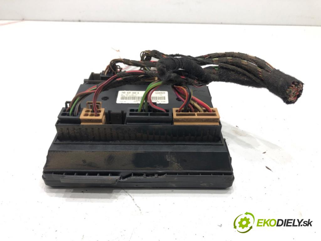 VW TRANSPORTER V Autobus (7HB, 7HJ, 7EB, 7EJ) 2003 - 2015    2.5 TDI 4motion 96 kW [130 KM] olej napędowy 2004 - 2009  Modul komfortu 7H0937049K (Moduly komfortu)