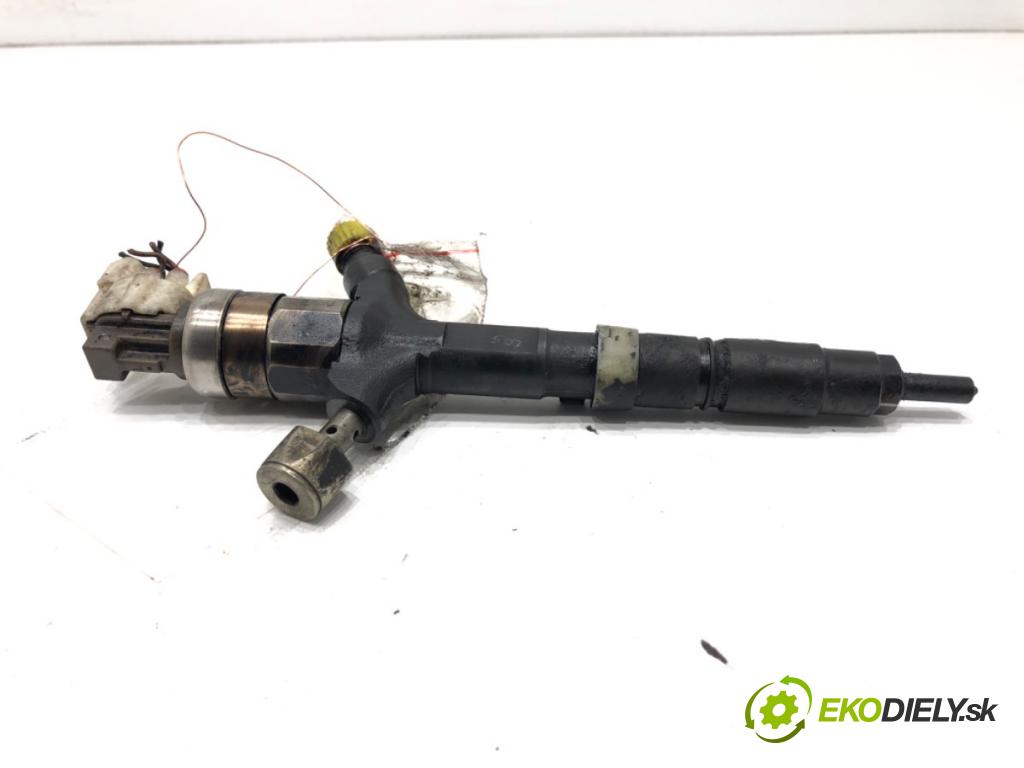 TOYOTA COROLLA (_E12_) 2001 - 2007    2.0 D-4D (CDE120R_, CDE120L_) 85 kW [116 KM] olej napędowy 2003 - 2007  vstrekovač 23670-27020 (Vstrekovače)