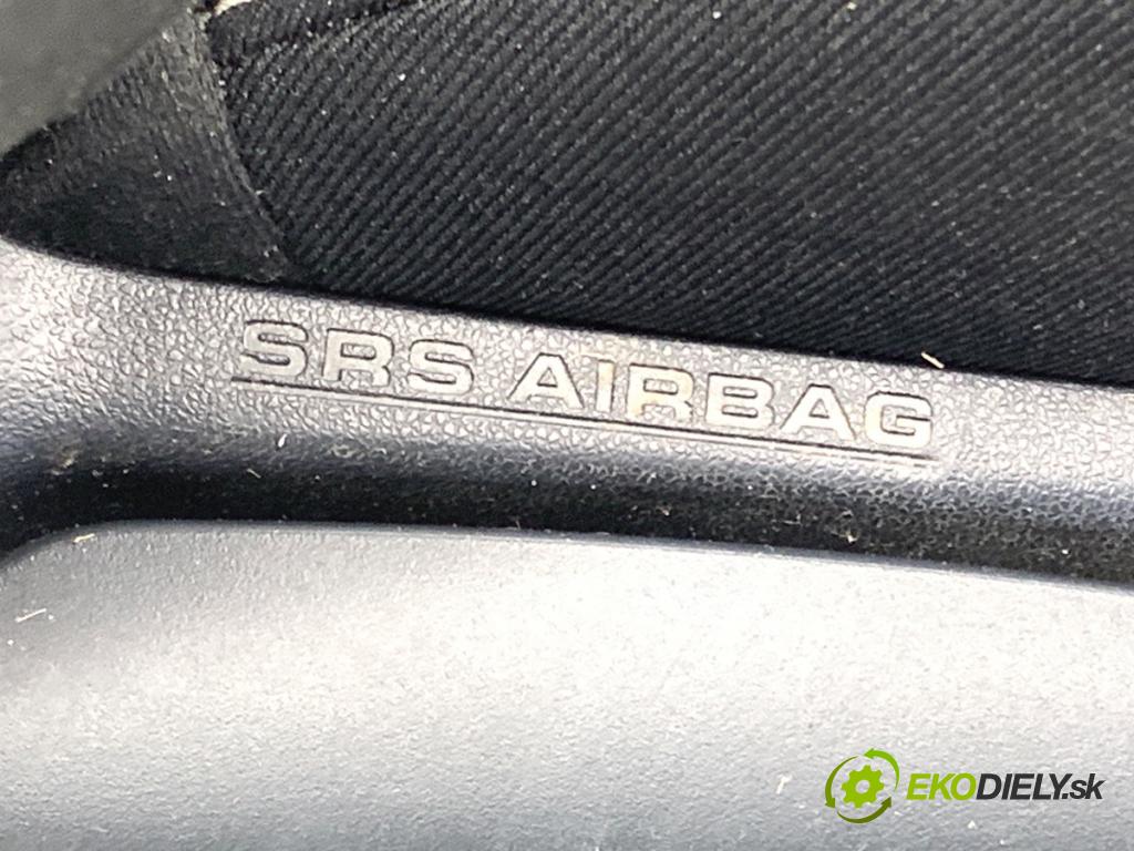 TOYOTA RAV 4 IV (_A4_) 2012 - 2022    2.5 Hybrid (AVA42_) 114 kW [155 KM] Hybryda silnik benzynowy / elektryczny 2015 - 2018  Sedadlo pravy predný